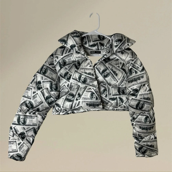 Money Print Cropped Puffer Jacket - Picture 3 of 3